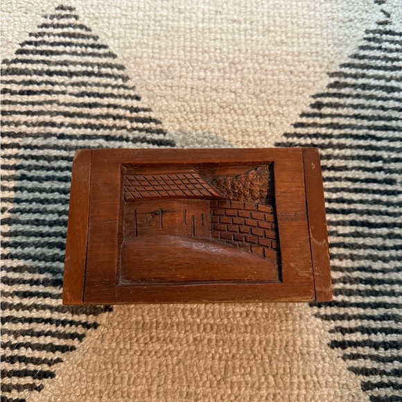 Antique wooden box - Picture 1 of 5